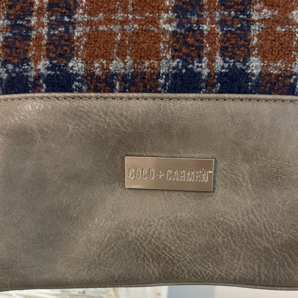 Plaid Purse/Tote Bag with Faux Leather Trim - Picture 2 of 6